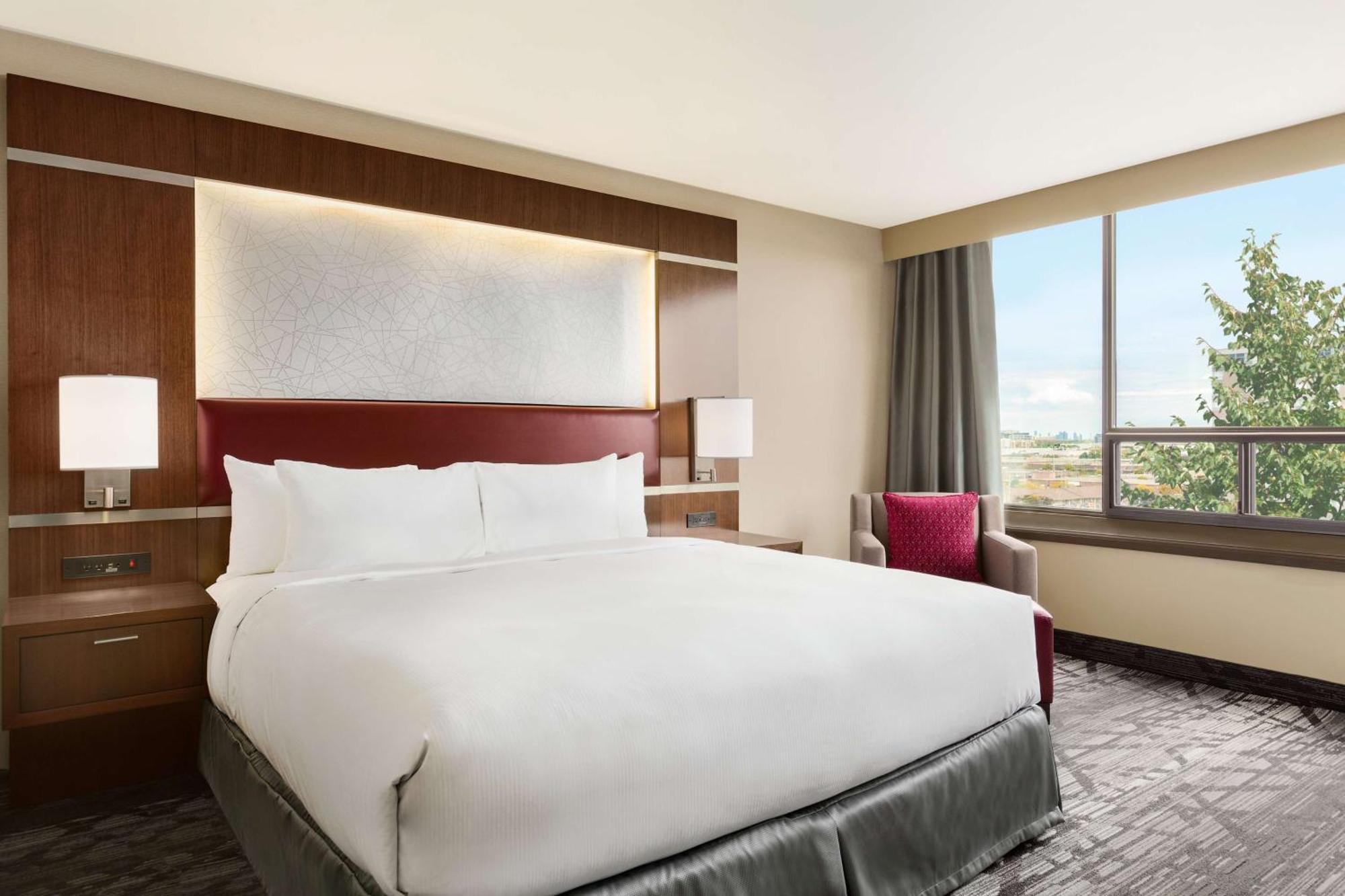 Doubletree By Hilton Hotel Toronto Airport West Mississauga Bagian luar foto