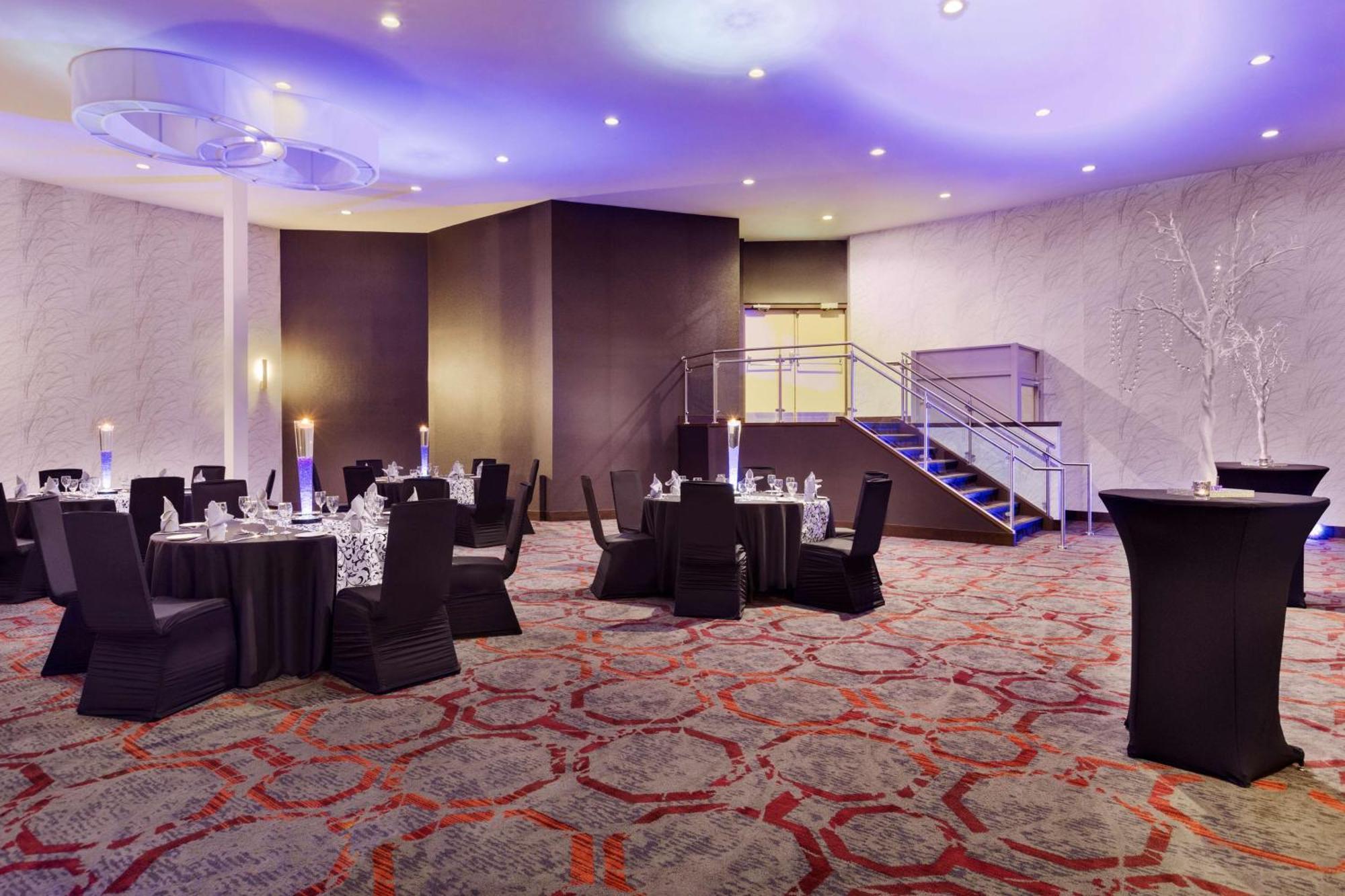 Doubletree By Hilton Hotel Toronto Airport West Mississauga Bagian luar foto
