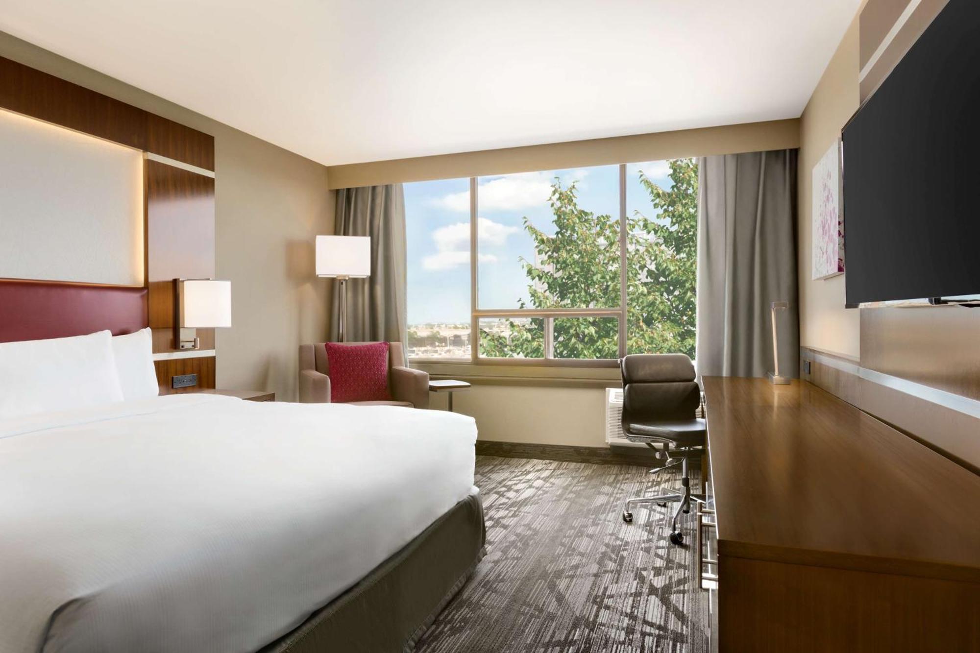 Doubletree By Hilton Hotel Toronto Airport West Mississauga Bagian luar foto