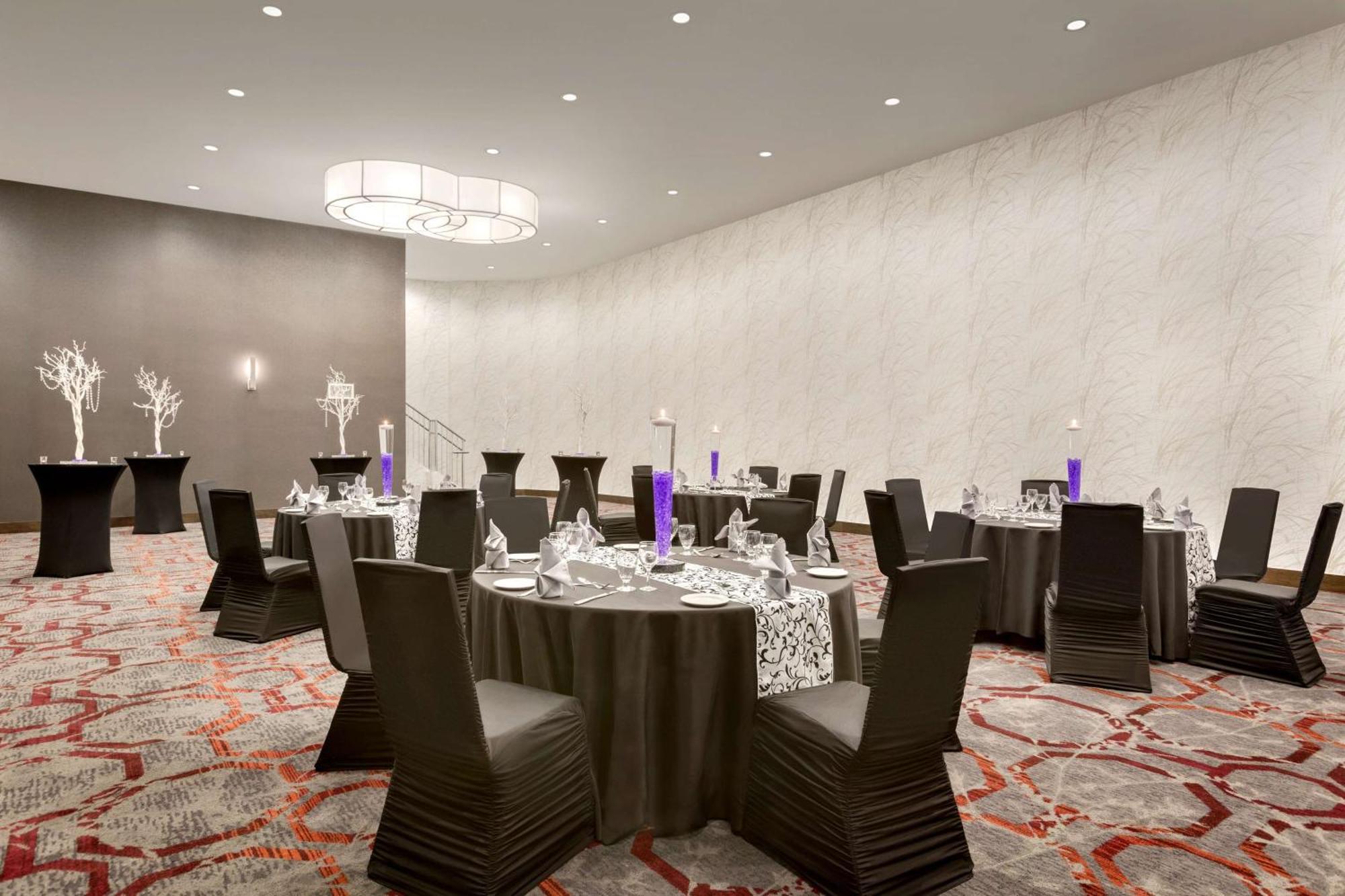 Doubletree By Hilton Hotel Toronto Airport West Mississauga Bagian luar foto