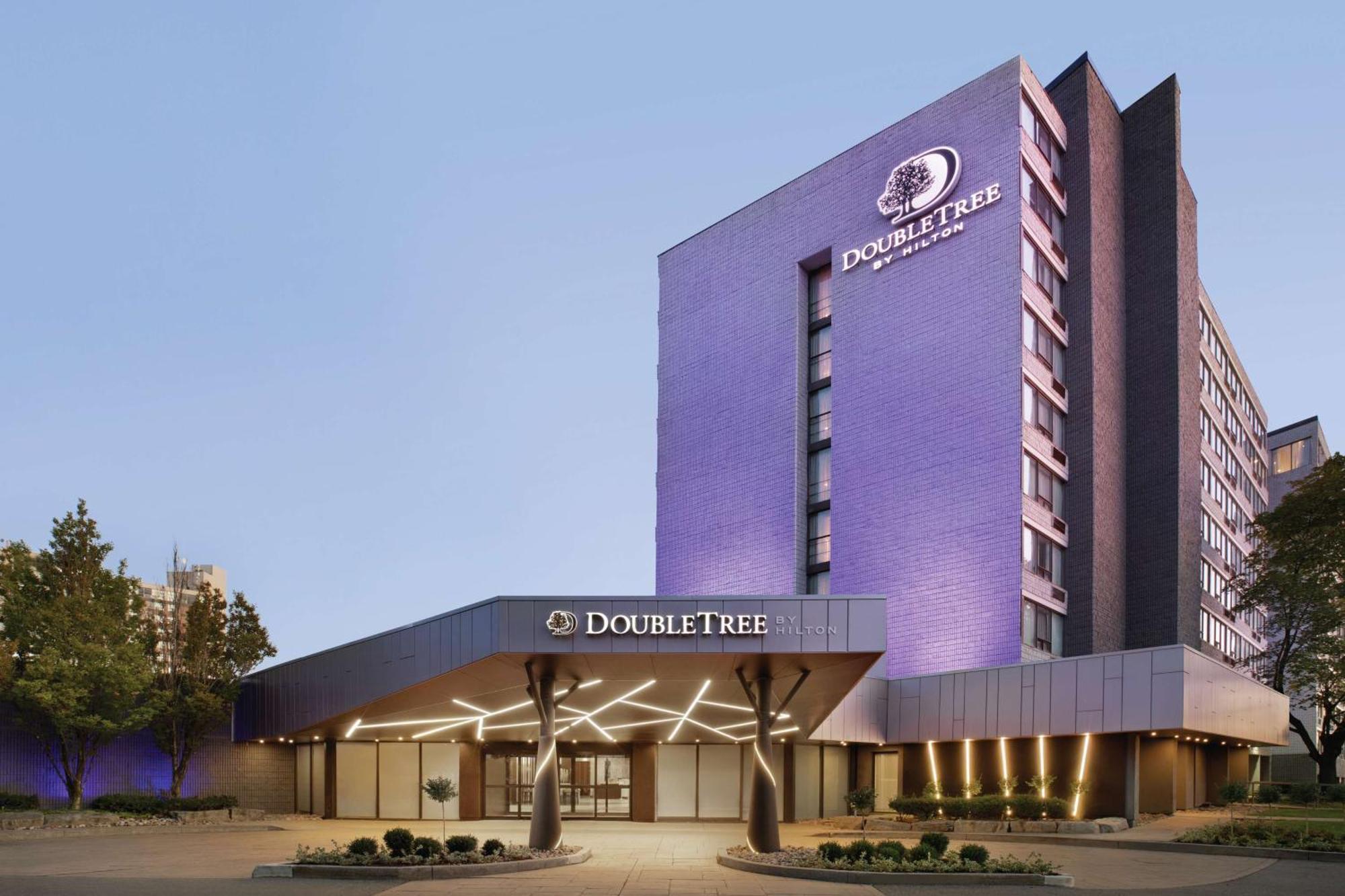 Doubletree By Hilton Hotel Toronto Airport West Mississauga Bagian luar foto