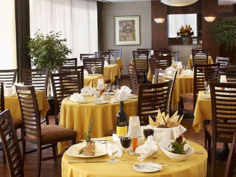 Doubletree By Hilton Hotel Toronto Airport West Mississauga Bagian luar foto